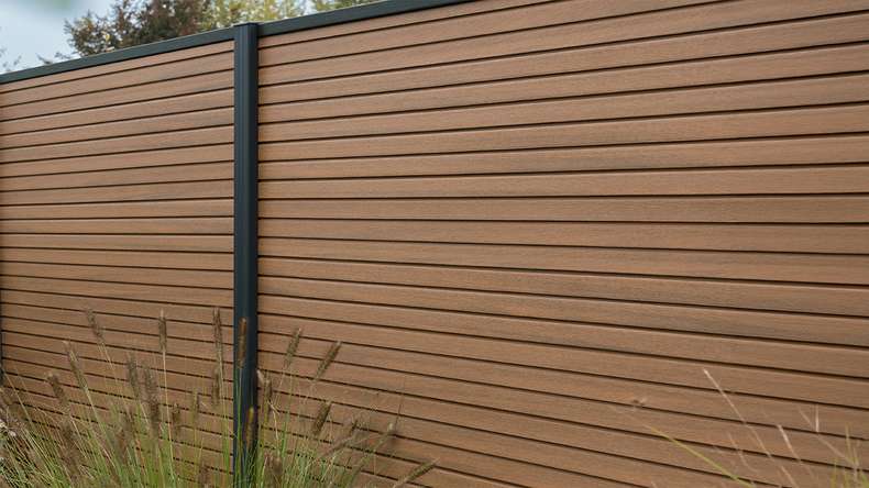 planeo LINEA - WPC CoEx Rhombus plug-in fence Burma Teak 176 x 183 cm