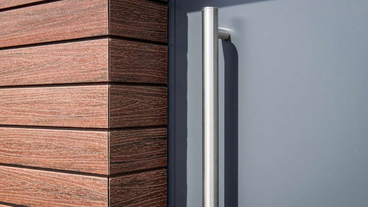 planeo Fassado - WPC rhombus strip facade cladding chestnut brown