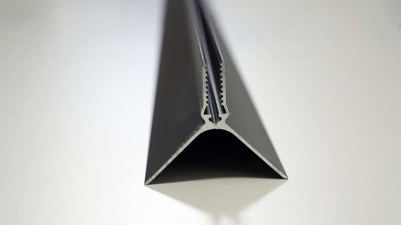 planeo Fassado - Aluminium inside corner end profile black 2.90m