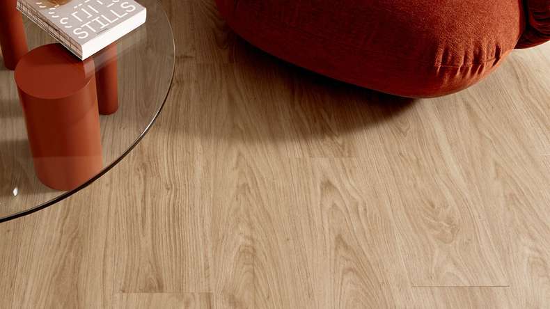 planeo self-adhesive vinyl – SilentIQ Wood 2-in-1 Commercial Novesso | Integrated impact sound insulation (F-DW-SIQ-12080)