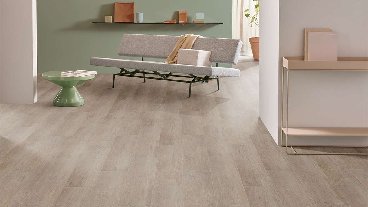 Forbo Enduro adhesive vinyl - Light Oak (69124DR3)