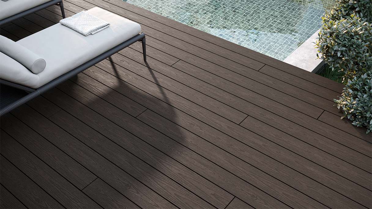 planeo CoEXWood WPC solid coated decking board - Light brown/Dark brown 3m structured