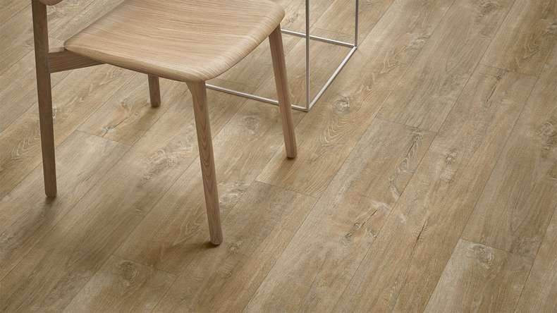 Forbo Enduro adhesive vinyl - Natural Timber (69330DR3)