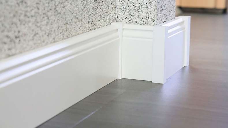 planeo square wooden corners 22mm 4pcs.