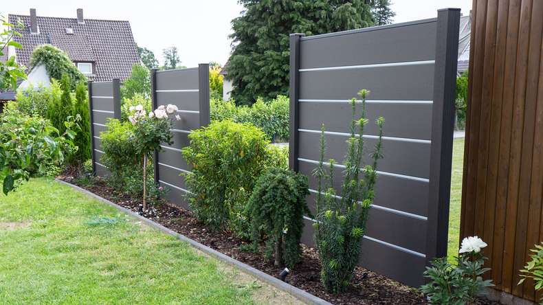 planeo Solid Grande - Premium Garden Fence Anthracite Grey