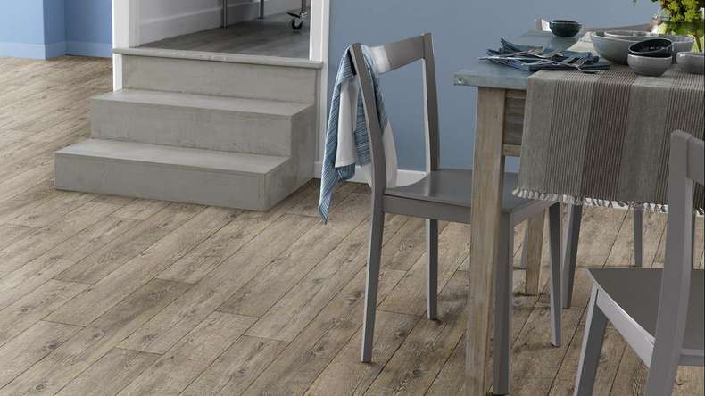 Gerflor PVC floor - BOOSTER FARM PECAN - 1393