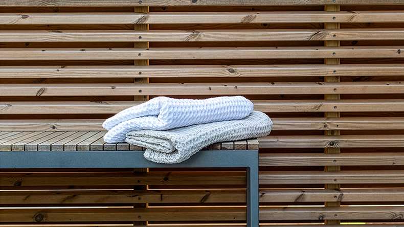 planeo Thermo pine substructure for wooden decking - 3900 x 65 x 42 mm