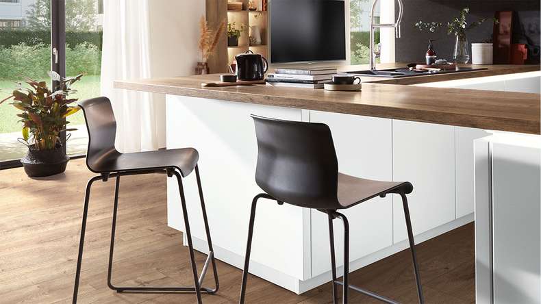MEISTER Laminate - MeisterDesign LD 150 Oak Amber 7002 | Synchronised embossing (600017-1288198-07002)
