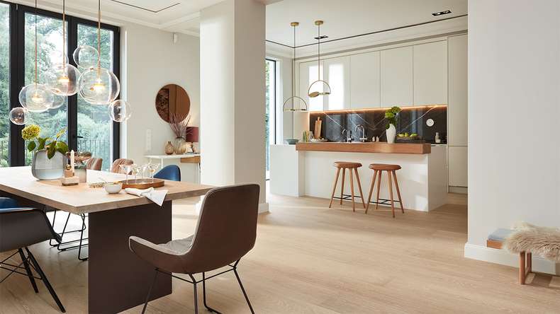 MEISTER Lindura wood flooring HD 400 - 08922 Oak natural champagne ultra matt lacquered 2200 x 270 x 11 mm (500214-2200270-08922)