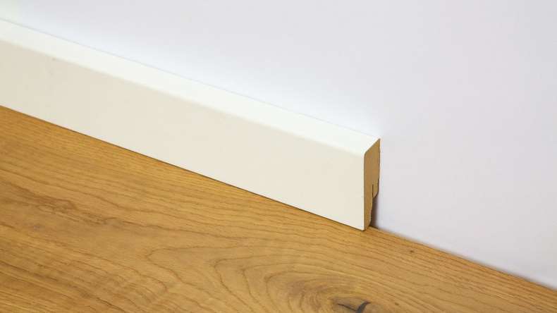 planeo skirting Modern white 18 x 50mm