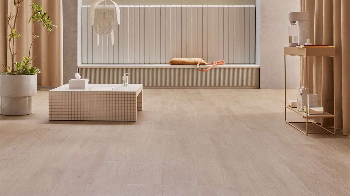 Forbo Allura Wood 70 adhesive vinyl - Whitewash Elegant Oak (60064DR7)