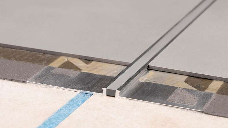 planeo Expansion Joint System 567 – 3000 x 95 x 2.5 mm