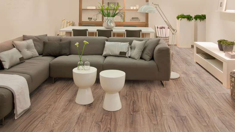 Forbo Allura Wood 40 adhesive vinyl - Central Oak (60300DR4)