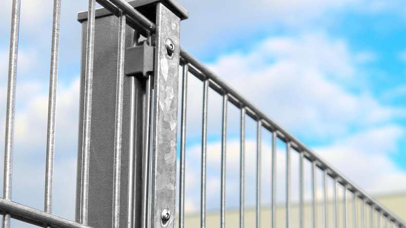 Double-rod fence light 6/5/6 - width 2510 mm Hot-dip galvanised