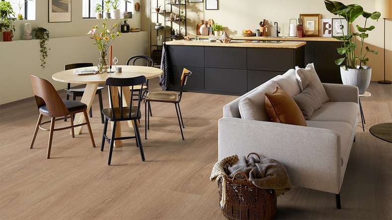 Forbo Allura Wood 70 adhesive vinyl - Natural Giant Oak (60284DR7)