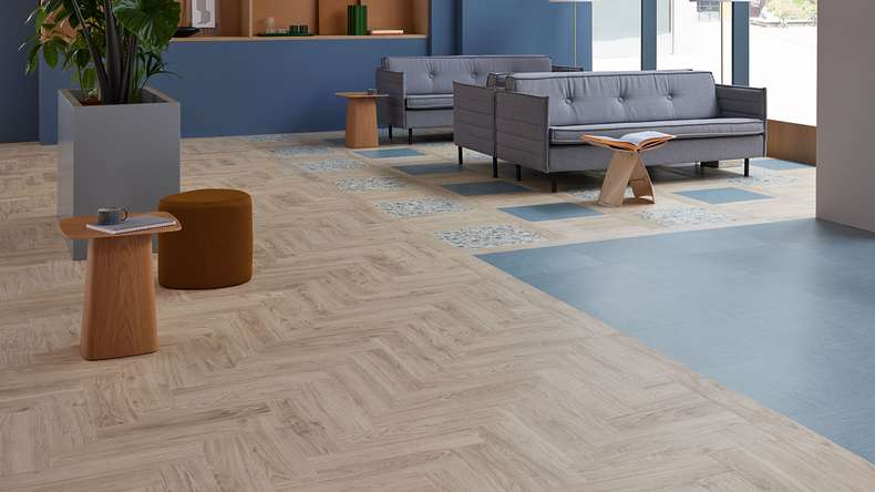 planeo self-adhesive vinyl – SilentIQ Wood 2-in-1 Commercial Cavellia | Integrated impact sound insulation (F-DW-SIQ-15080)