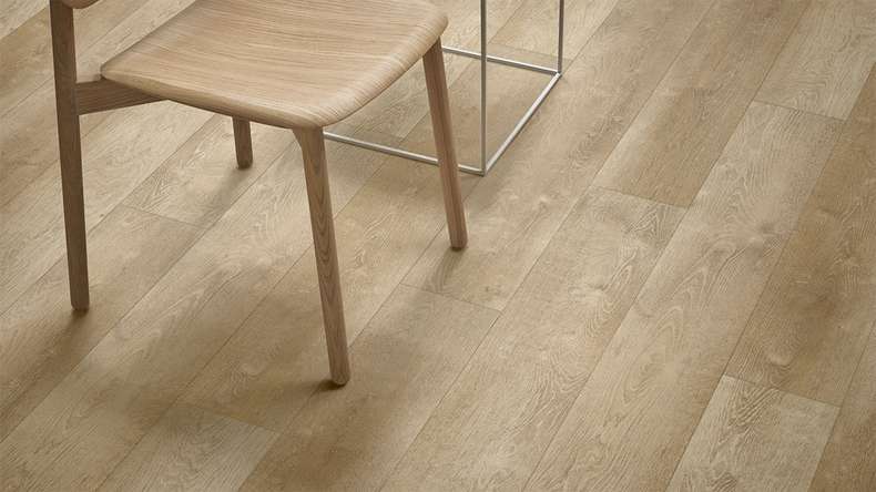 Forbo Enduro adhesive vinyl - Natural Warm Oak (69135DR3)