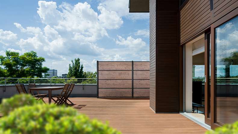 planeo Gardence Resistant - HPL plug-in fence wood look 180 x 183 cm