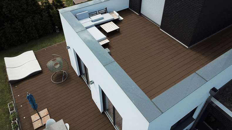 Complete set TitanWood 5m hollow core plank grooved structure dark brown 55.5m² incl. Alu-UK