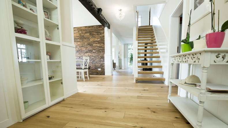 planeo Parquet Flooring - COUNTRY European Oak (PU-000150-N)
