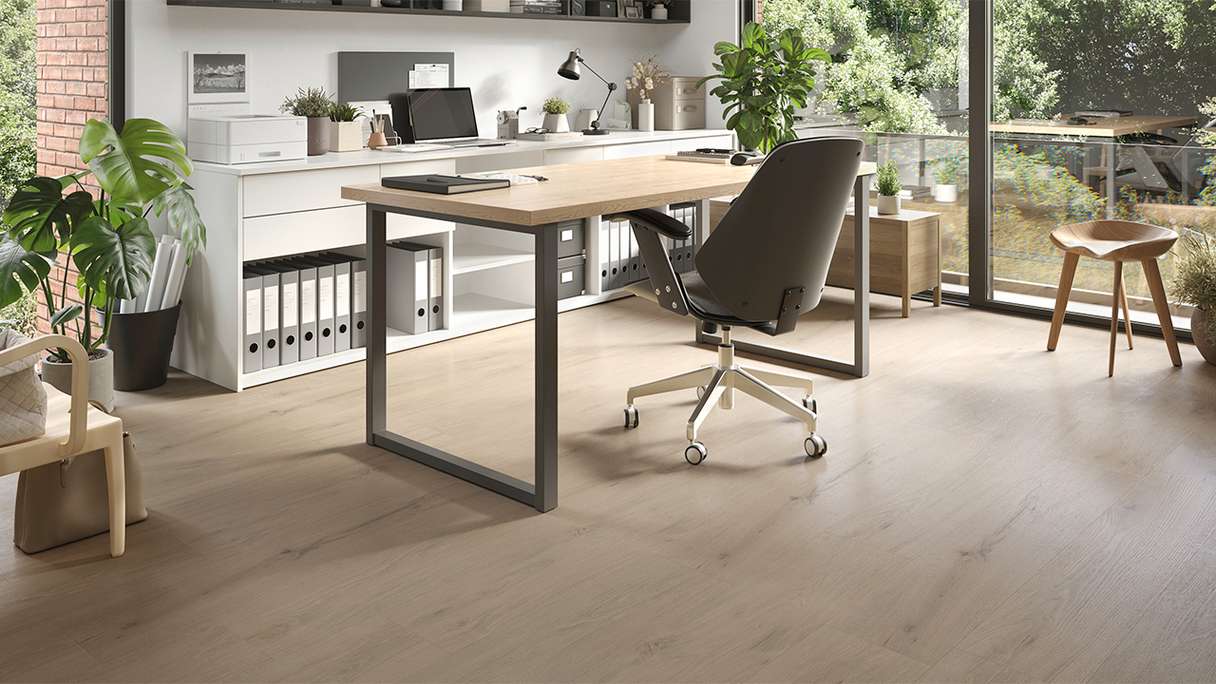 planeo adhesive vinyl - object Woodline Cream oak | synchronised embossing (PLDD2570-KER)