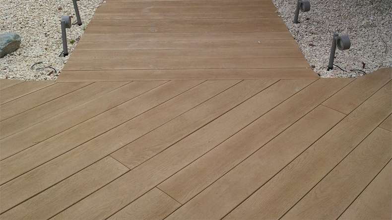 planeo Authoria PureBoard solid decking - Light Natural Oak 3.6m textured