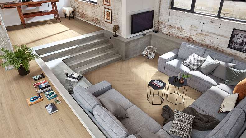 planeo laminate herringbone - coastal sand | synchronised embossing (LAMF-221)