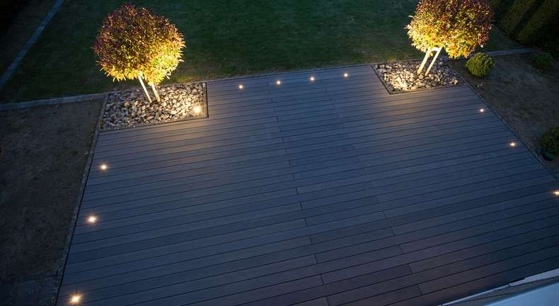 Complete set TitanWood 3m solid plank wood structure light grey 9.2m² incl. aluminium-UK