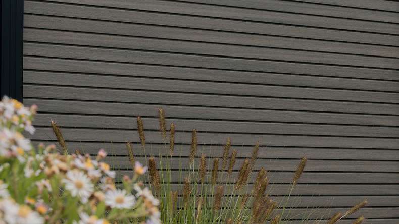 planeo LINEA - WPC CoEx Rhombus plug-in fence dark grey 176 x 183