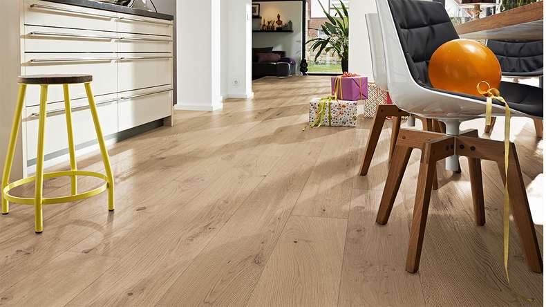 MEISTER Lindura wood flooring HD 400 - 08935 Oak vivid cream ultra matt lacquered 2200 x 205 x 11 mm (500214-2200205-08935)
