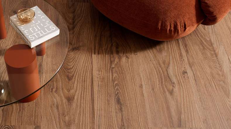 Forbo Allura Wood 40 adhesive vinyl - Deep Country Oak (60302DR4)