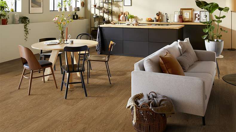 Forbo Allura Wood 55 adhesive vinyl - Honey Elegant Oak 750 x 150 mm (60165DR5)