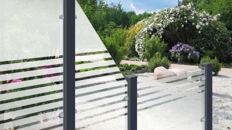 planeo Ambiente - glass privacy screen angled right block stripes 90 x 180 cm
