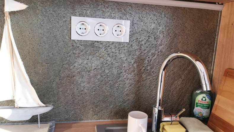 planeo EVOLITH EasyFix - Natural stone wall cladding Urban Grey 600 x 300 mm - 6pcs.