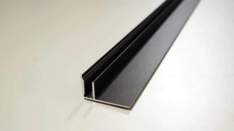 planeo Fassado - End profile black 2.90m