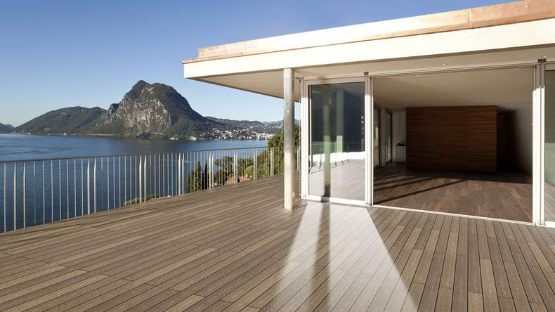 Planeo SolidWood WPC decking board – Earth Brown 4.80 m, French-style/3D texture