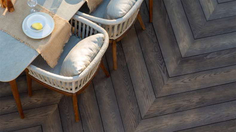 planeo Authoria PureBoard solid decking - Antique Brown Oak 3.6m textured