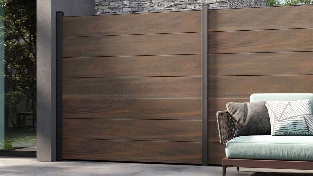 planeo Solid Grande - plug-in fence standard walnut co-ex