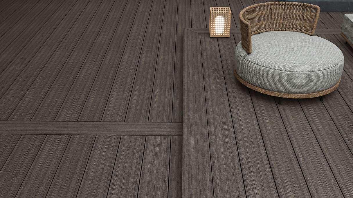 planeo MAXLine Antique - WPC CoEx coated XL decking solid - dark brown 3m rustic textured/smooth brushed