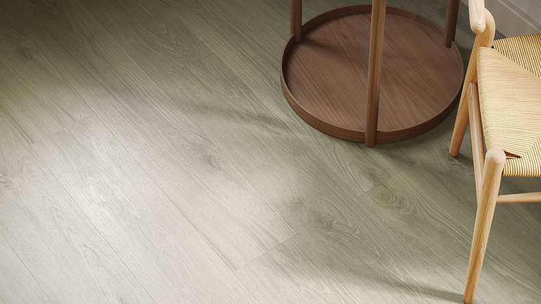 planeo adhesive vinyl - Object Woodline Oak Light Grey | Synchronous embossing (PLDD2570-EHE)