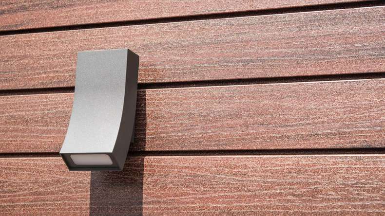 planeo Fassado - WPC rhombus strip facade cladding chestnut brown