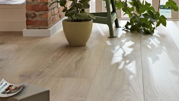 MEISTER Laminate - MeisterDesign LL 250 Castle oak pure 06840 | synchronised embossing (600009-2052248-06840)