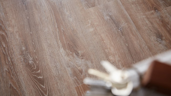 Skaben Klick Vinyl - ProfiKlick Smoky Oak Gold | Synchronised Embossing (SP-6200194)