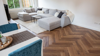 Skaben Multilayer Vinyl - TitanCore HB Alsace Herringbone | integrated impact sound insulation (ST-6202969)