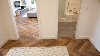 Skaben Multilayer Vinyl - TitanCore HB Alsace Herringbone | integrated impact sound insulation (ST-6202969)